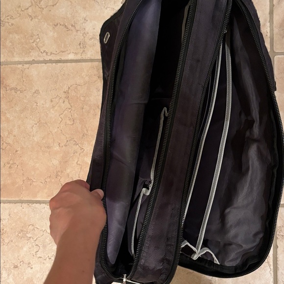 Ogio Pendleton whisky Black and Red Men's laptop bag - Picture 7 of 8